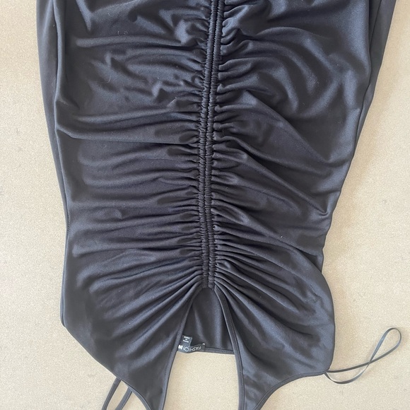 Fashion nova bodycon dress - Picture 2 of 2